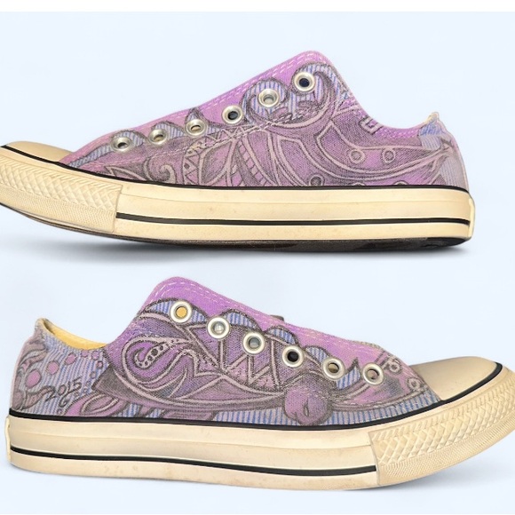 Converse Women's Purple and Blue Patterned Sneakers - Picture 3 of 10